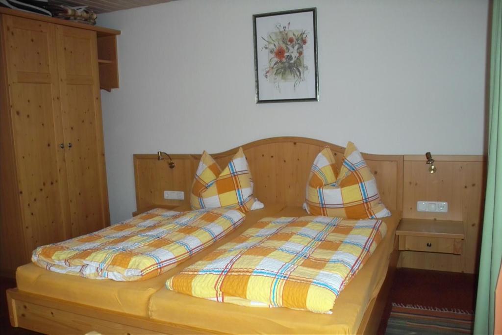 Gasthof Alpenblick Hotell Hirschegg  Rum bild
